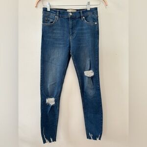 Free People Distressed Women Jeans Medium Blue!